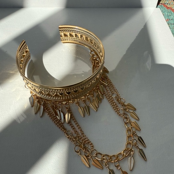 Gold Leaf Tassel Chain Arm Cuff Bracelet ✨ - Picture 9 of 10